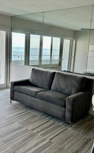 4050 N Ocean Drive #1006, Lauderdale-By-The-Sea FL - photo 9 of 53