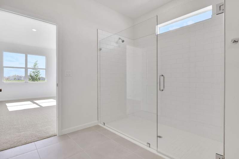 4 bedroom Single Family Residence at 10724 NW Suncrest Lp, Ltc Ranch West Pod 2 Phas, Port St. Lucie — photo 3