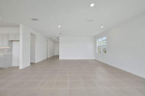 10724 NW Suncrest Lp, Port St. Lucie FL - photo 18 of 37