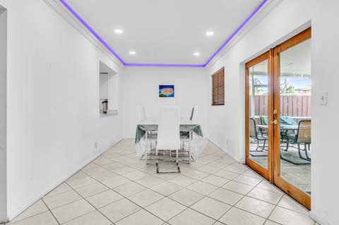 2200 N 47th Avenue, Hollywood FL - photo 8 of 24
