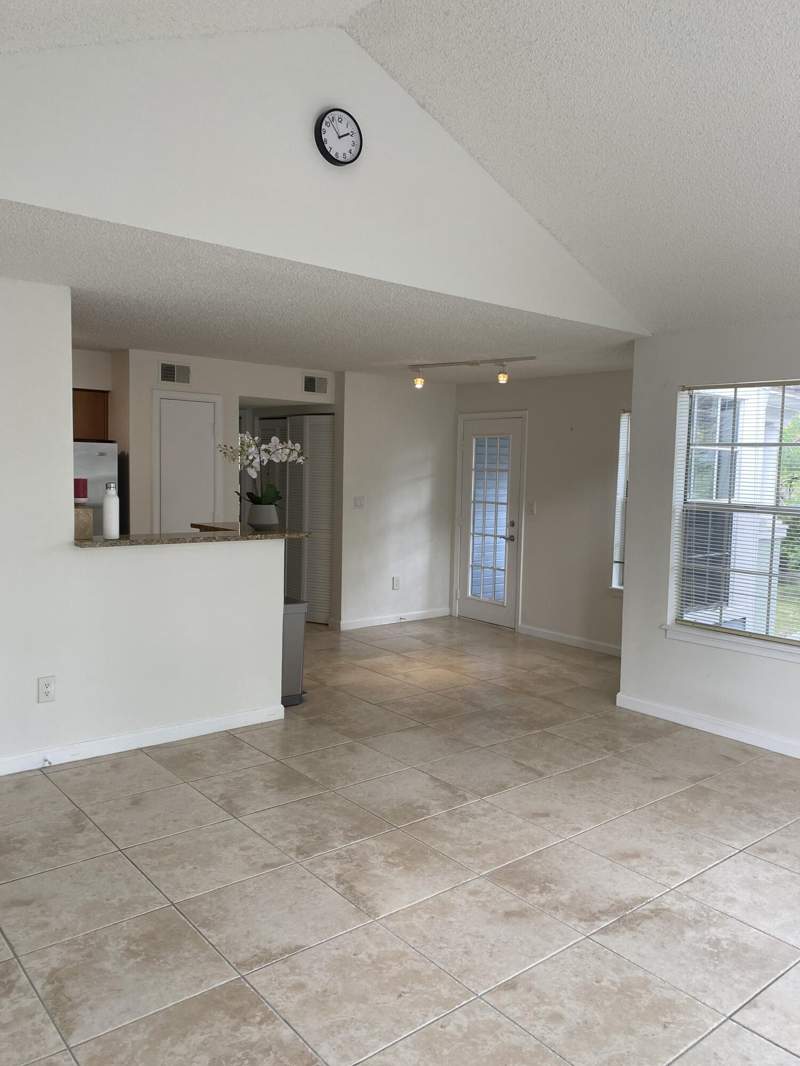 2 bedroom Condominium at 1020 Crystal Way #H, Bahia At Delray Condo, Delray Beach — photo 2