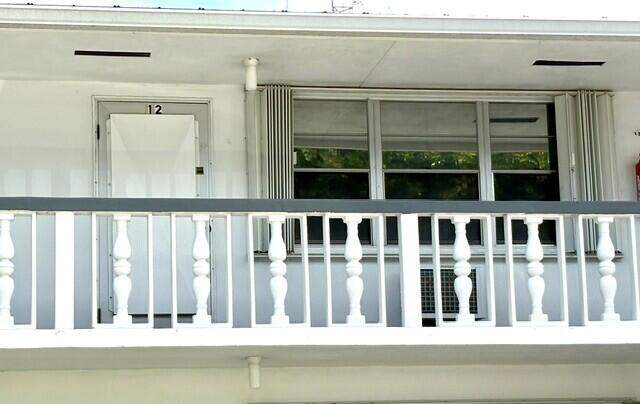 1 bedroom Condominium at 12 Windsor A #12, Windsor Condos, West Palm Beach — photo 3