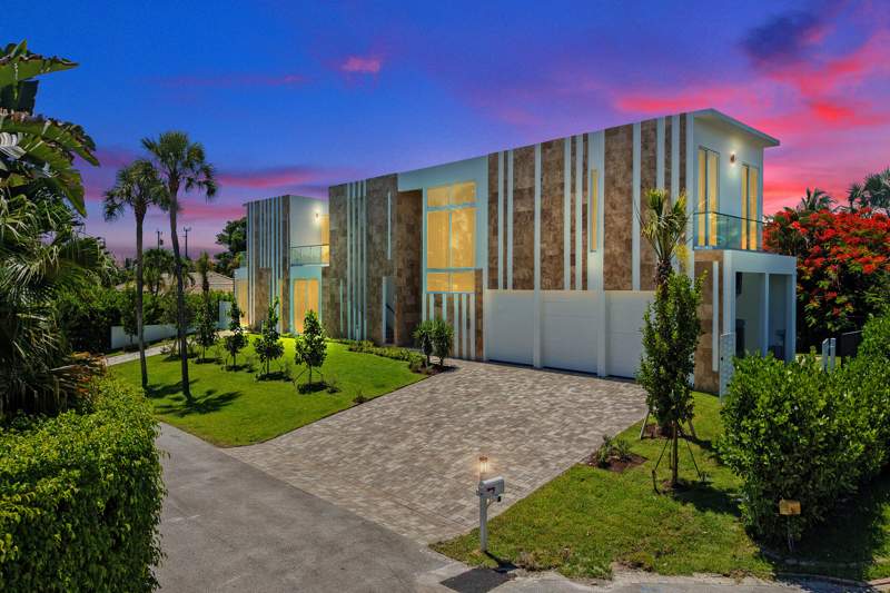 6 bedroom Single Family Residence at 824 W Marbella Lane, Tbd, Lantana — photo 2
