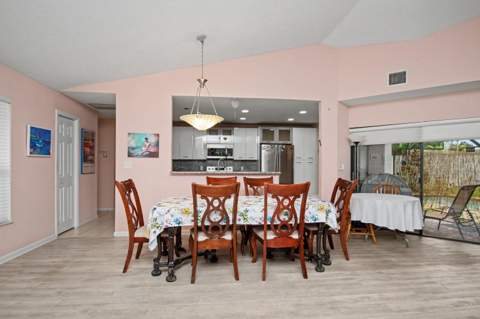 7986 Palacio Del Mar Drive, Boca Raton FL - photo 10 of 36