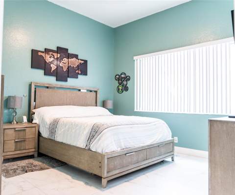 1102 SW 158th Avenue, Pembroke Pines FL - photo 9 of 31