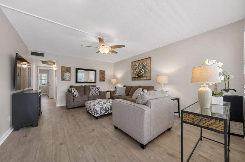 2 bedroom Condominium at 2002 Berkshire A #2002, Berkshire A Condo, Deerfield Beach — photo 4