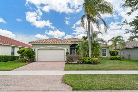 11331 SW Aspen Lane, Port St. Lucie FL - photo 8 of 57