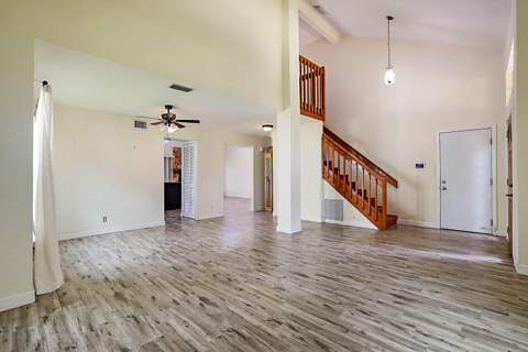 3570 Woods Walk Boulevard, Lake Worth FL - photo 6 of 51
