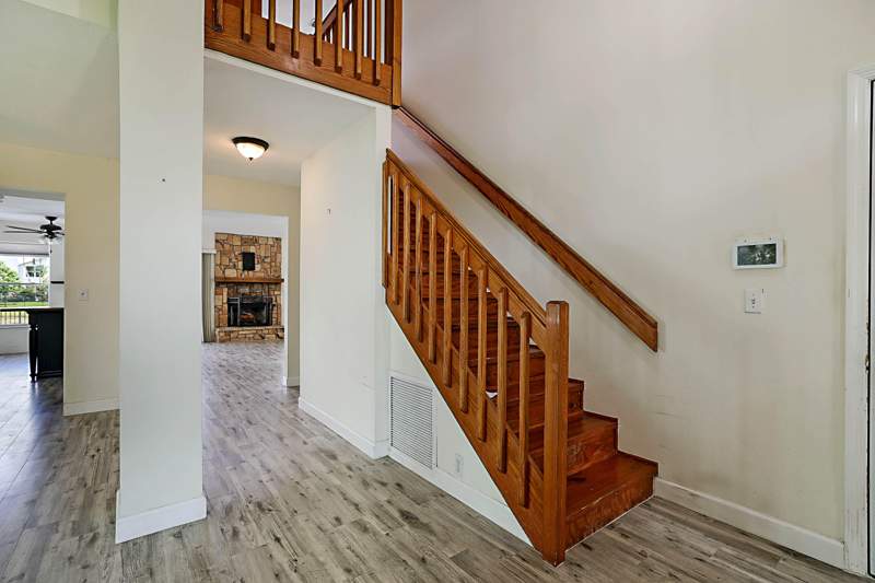 4 bedroom Single Family Residence at 3570 Woods Walk Boulevard, Woods Walk 1, Lake Worth — photo 3