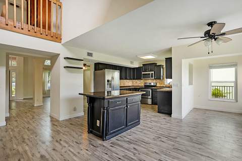 3570 Woods Walk Boulevard, Lake Worth FL - photo 8 of 51