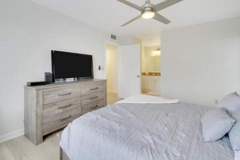 1107 Duncan Circle #102, Palm Beach Gardens FL - photo 14 of 20
