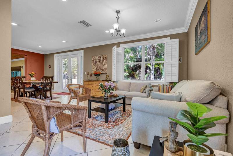 4 bedroom Single Family Residence at 8020 NW 70th Avenue, Parkside Estates, Parkland — photo 4