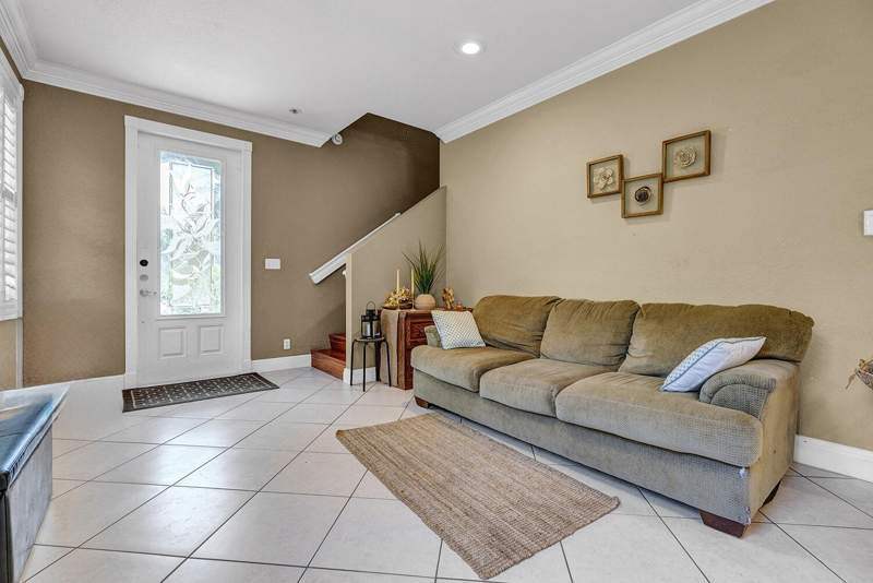 4 bedroom Single Family Residence at 8020 NW 70th Avenue, Parkside Estates, Parkland — photo 5