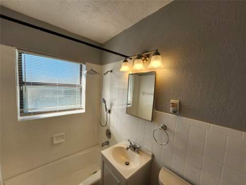 942 NW 12th Street, Fort Lauderdale FL - photo 16 of 22