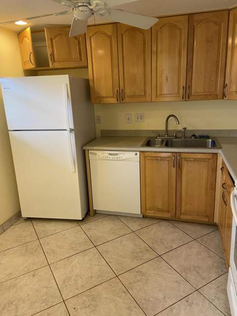 3090 Holiday Springs Boulevard #310, Margate FL - photo 6 of 26