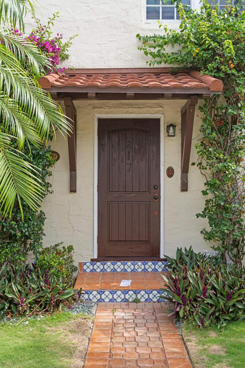 3 bedroom Single Family Residence at 217 Lytton Court, South Palm Beach Estates, West Palm Beach — photo 4