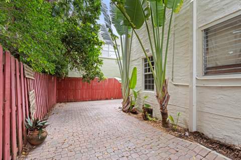 217 Lytton Court, West Palm Beach FL - photo 21 of 27