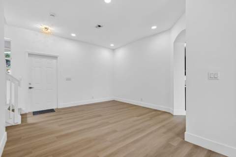 7823 Springfield Lake Drive, Lake Worth FL - photo 8 of 74