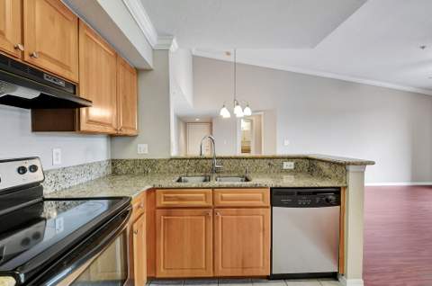 15065 Michelangelo Boulevard #305, Delray Beach FL - photo 9 of 37