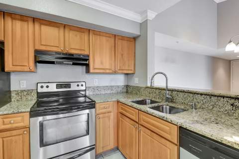 15065 Michelangelo Boulevard #305, Delray Beach FL - photo 10 of 37