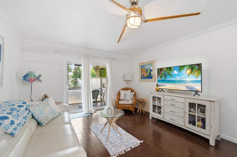 1 bedroom Condominium at 101 E Mcnab Road #102, Barcelona Gardens Condo, Pompano Beach — photo 3