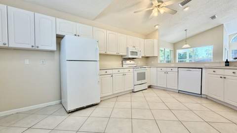 619 SE Forgal Street, Port St. Lucie FL - photo 9 of 29
