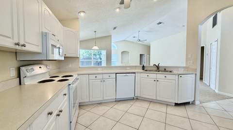 619 SE Forgal Street, Port St. Lucie FL - photo 10 of 29