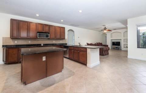 2295 NW Diamond Creek Way, Jensen Beach FL - photo 13 of 39