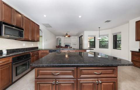 2295 NW Diamond Creek Way, Jensen Beach FL - photo 14 of 39