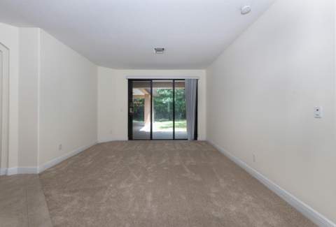 2295 NW Diamond Creek Way, Jensen Beach FL - photo 22 of 39