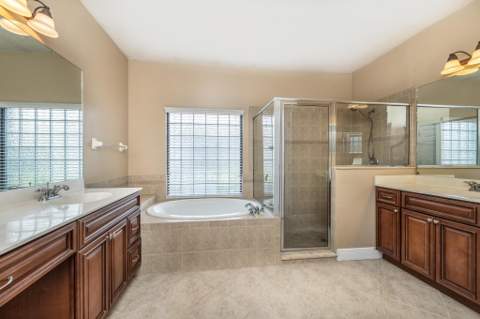 2295 NW Diamond Creek Way, Jensen Beach FL - photo 24 of 39