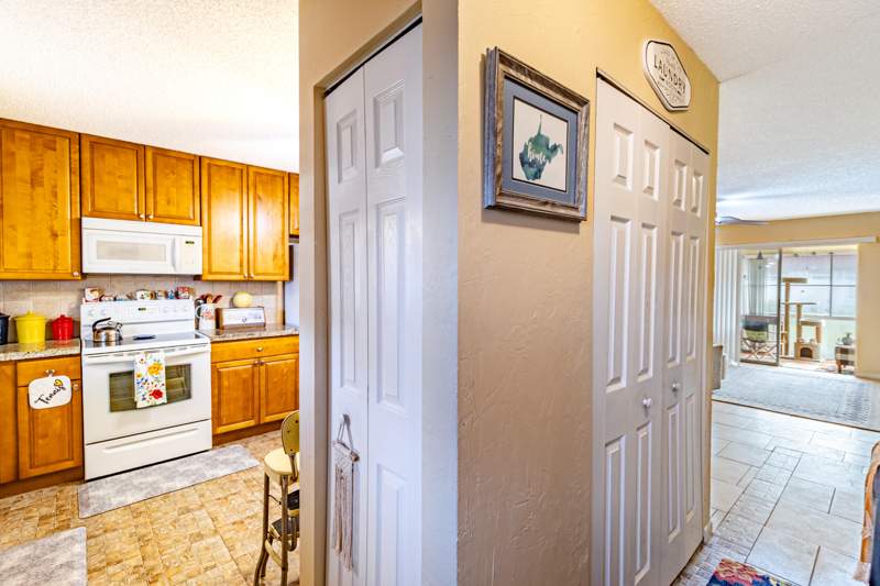 2 bedroom Condominium at 849 Salem Lane, Covered Bridge Condo, Lake Worth — photo 2