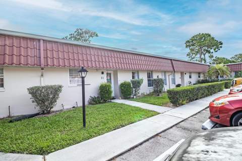 849 Salem Lane, Lake Worth FL - photo 24 of 27