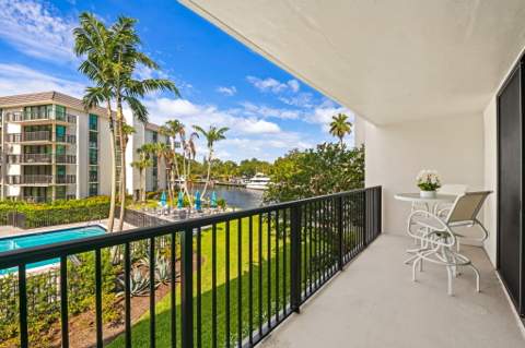 1301 River Reach Drive #202, Fort Lauderdale FL - photo 9 of 18