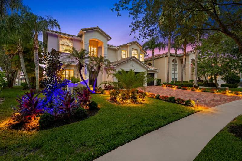 5 bedroom Single Family Residence at 9559 Barletta Winds Point, Saturnia Isles 1, Delray Beach — photo 3