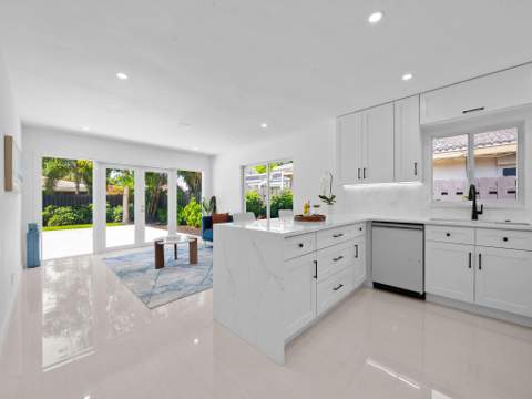 1750 NE 49th Street, Fort Lauderdale FL - photo 9 of 28