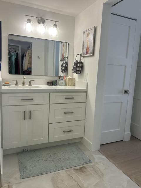 1901 Marina Isle Way #302, Jupiter FL - photo 9 of 14