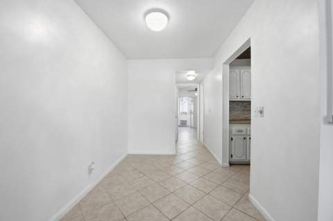 98 E Cambridge, West Palm Beach FL - photo 11 of 42