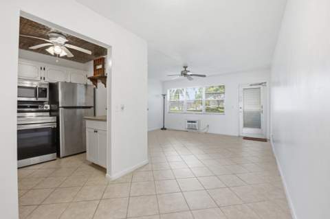98 E Cambridge, West Palm Beach FL - photo 13 of 42