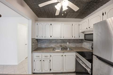 98 E Cambridge, West Palm Beach FL - photo 17 of 42
