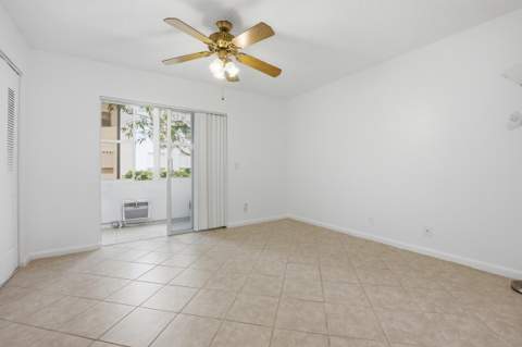 98 E Cambridge, West Palm Beach FL - photo 20 of 42