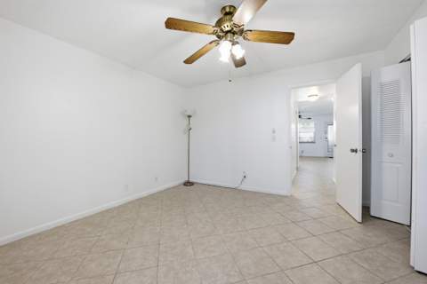 98 E Cambridge, West Palm Beach FL - photo 22 of 42
