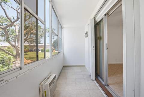98 E Cambridge, West Palm Beach FL - photo 24 of 42