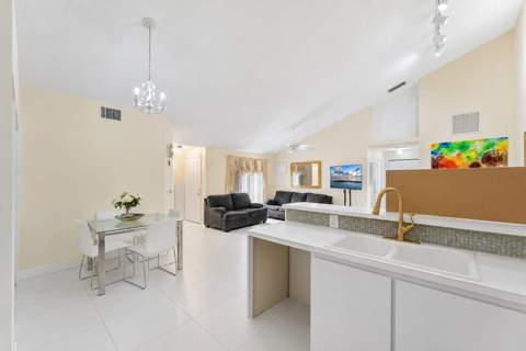 4353 Woodstock Drive #A, West Palm Beach FL - photo 6 of 23