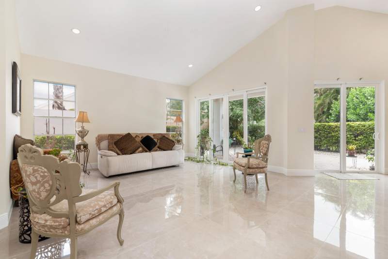 3 bedroom Single Family Residence at 999 Lytham Court, Breakers West 13, West Palm Beach — photo 4