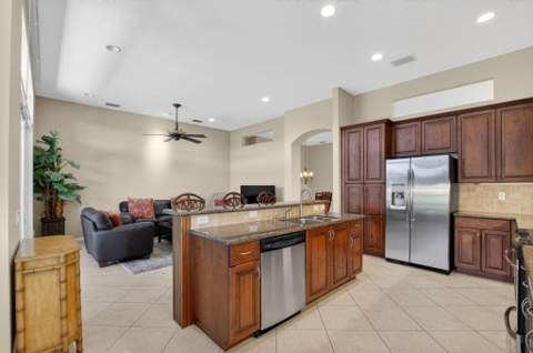 6959 Imperial Beach Circle, Delray Beach FL - photo 24 of 48