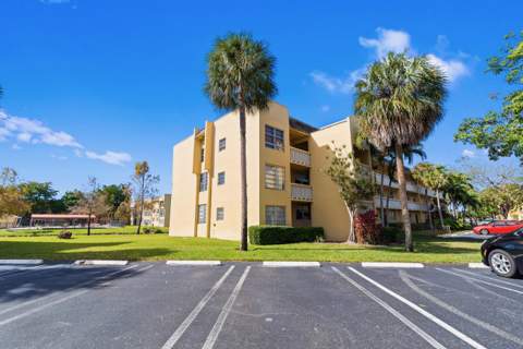 6020 NW 64th Avenue #208, Tamarac FL - photo 20 of 37