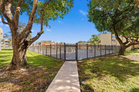 6020 NW 64th Avenue #208, Tamarac FL - photo 24 of 37