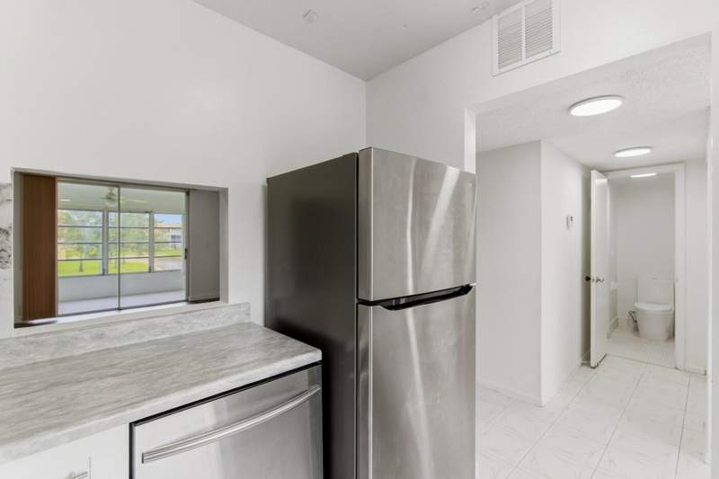 1 bedroom Condominium at 6020 NW 64th Avenue #208, Bermuda Club Two Condo, Tamarac — photo 3
