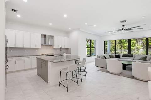 8544 Apple Falls Lane, Boca Raton FL - photo 12 of 60